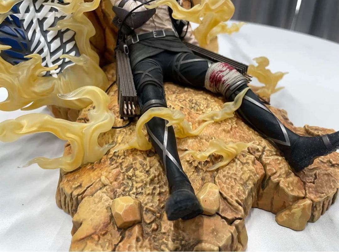 進撃の巨人 リヴァイ・アッカーマン ガレージキット ガレキ スタチュー②