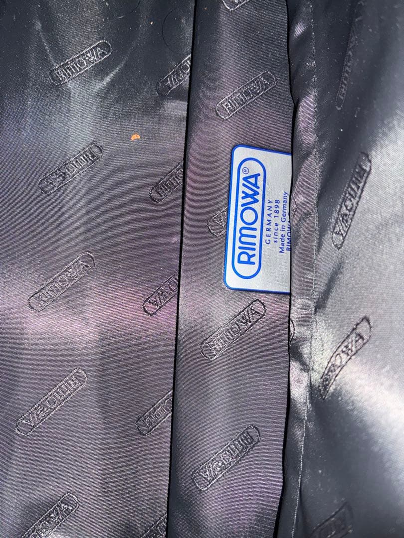 極美品　リモワ　rimowa トパーズ　ステルス　26L