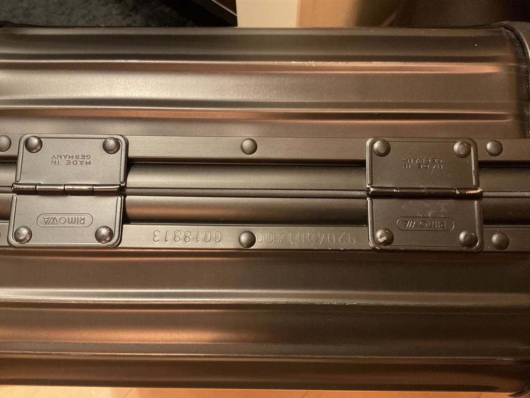 極美品　リモワ　rimowa トパーズ　ステルス　26L