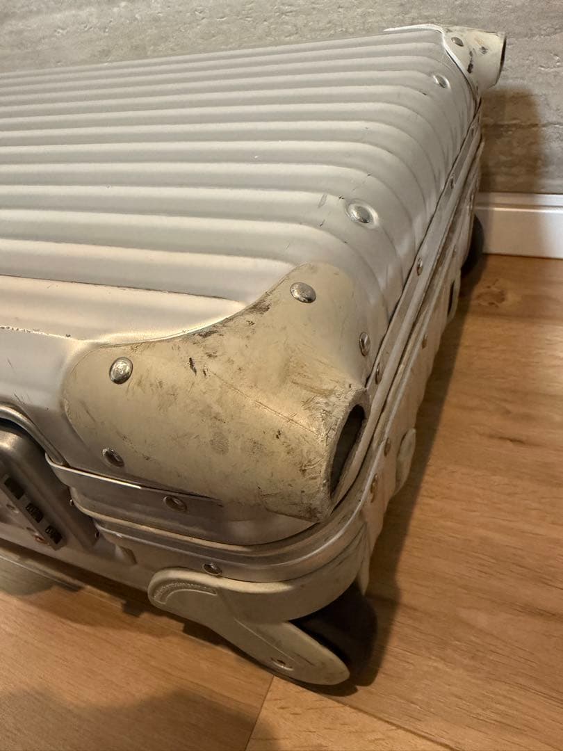 ◎希少◎ RIMOWAリモワ★トパーズ★機内持ち込み2輪TSAロック