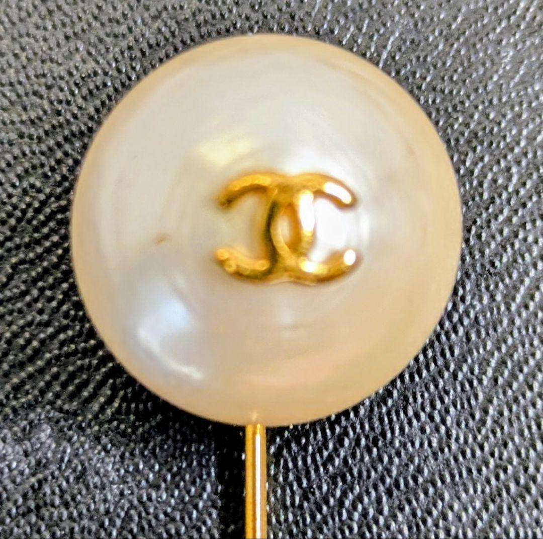 CHANELシャネル　ココマーク フェイクパール　ピンブローチ　ゴールド
