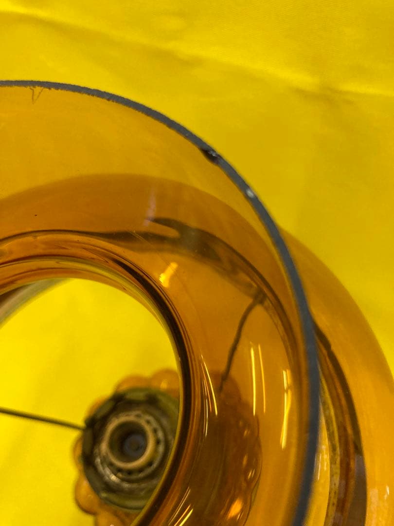 アンバーガラスのクラシックランプ　飾り専用