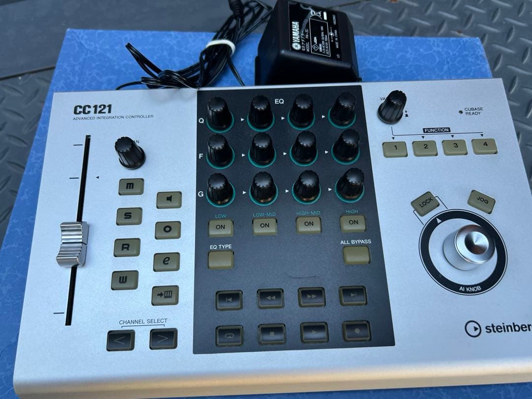 完動品 STEINBERG CC-121 CUBASE CONTROLLER