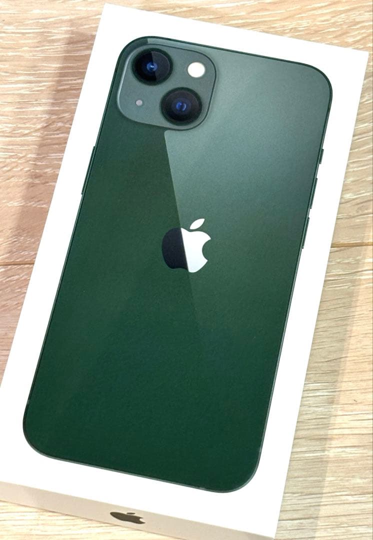 【即日発送】美品iPhone13 グリーン256GB SIMフリー 付属品新品