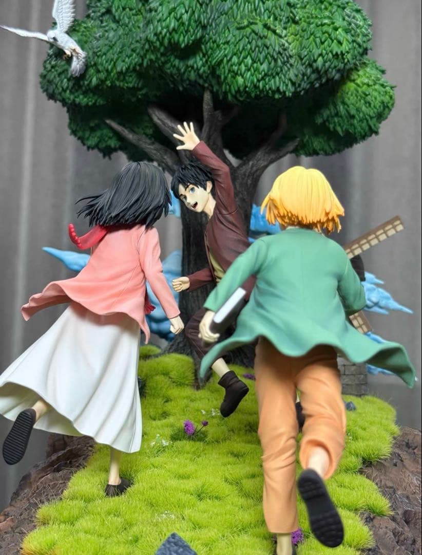 進撃の巨人 ③ エレン+ミカサ+アルミン ガレージキット ガレキ スタチュー