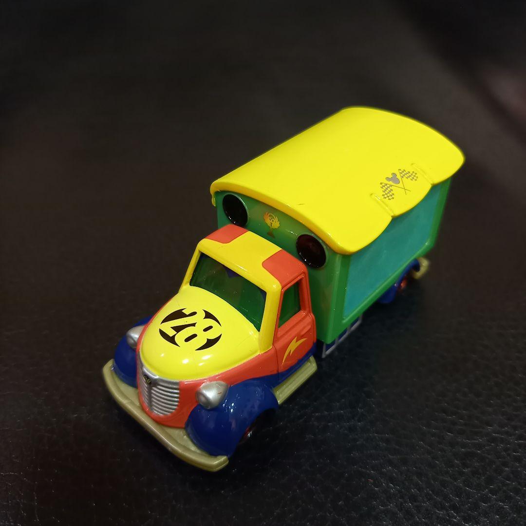 トミカ　ディズニー　ミッキーマウスとロードレーサーズ　９種セット