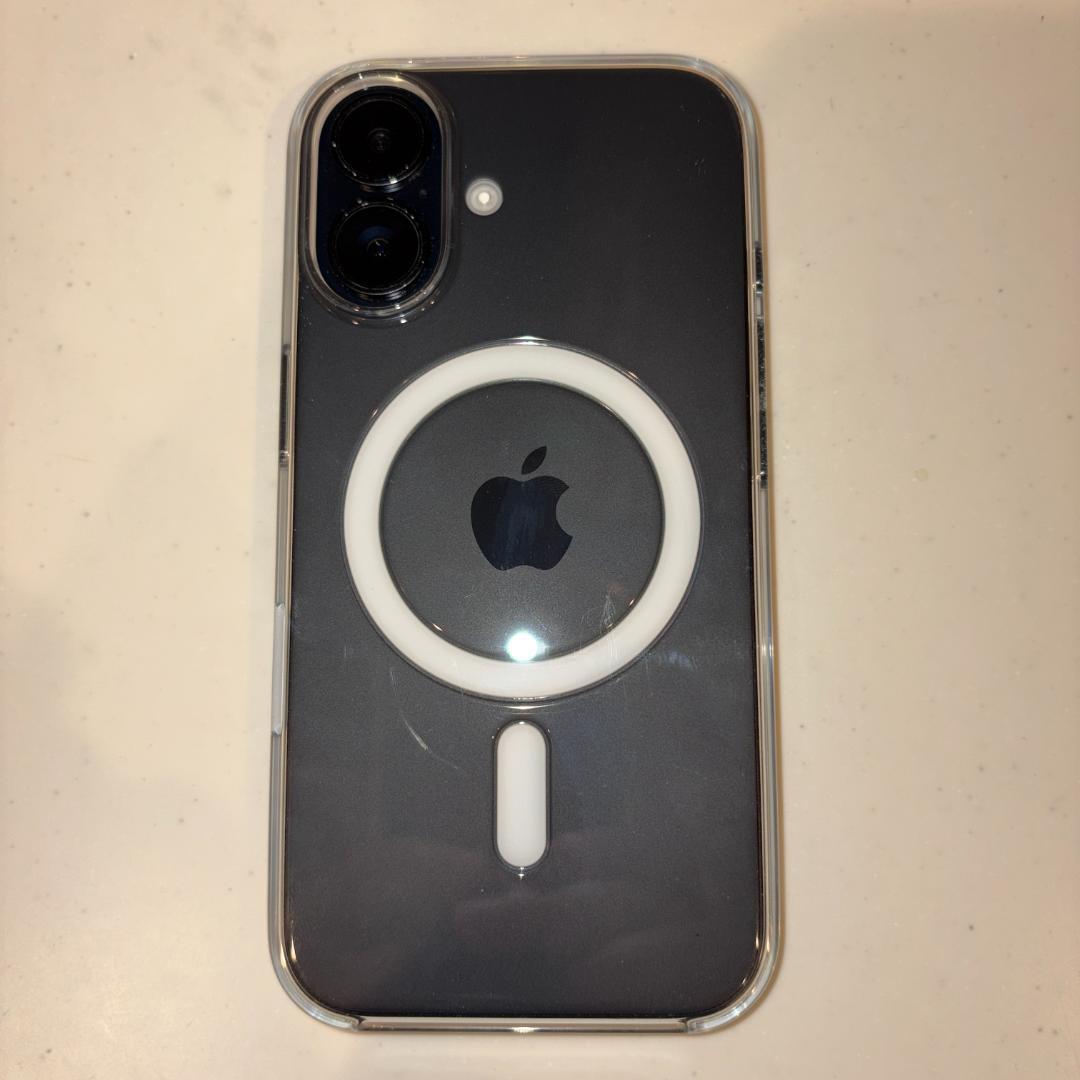 iPhone16 128GB ブラック SIMフリー 美品 付属品あり