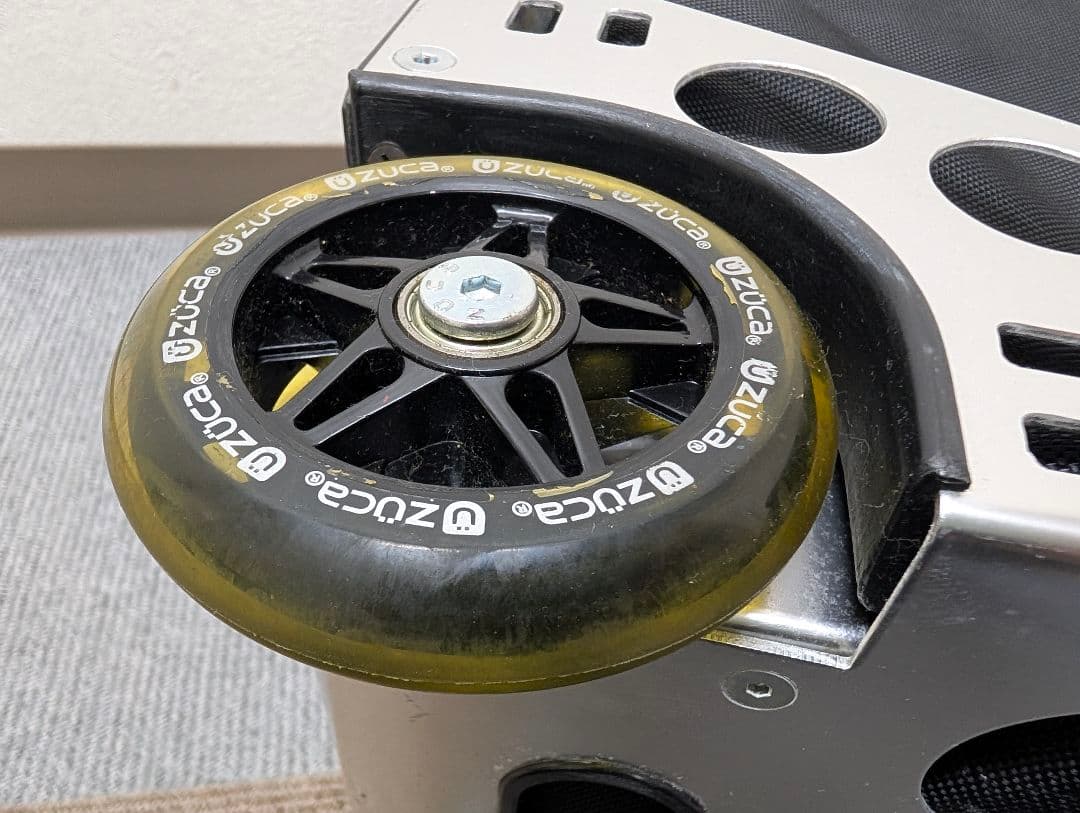 い*ー様 【美品】ZÜCA 座れるキャリーバッグ