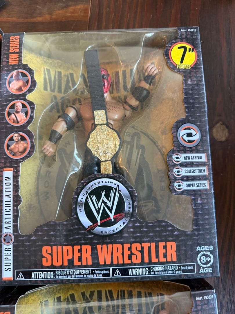 WWE スーパーレスラー 7インチ フィギュアセット