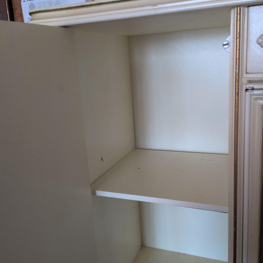 コッペ アイボリー フローラルペイント キャビネット