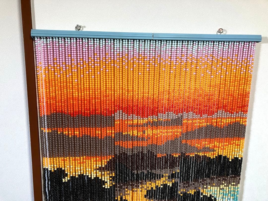 スキルタペストリー完成品　85✖️87センチ　珠のれん　ビーズのれん　簾　カーテン