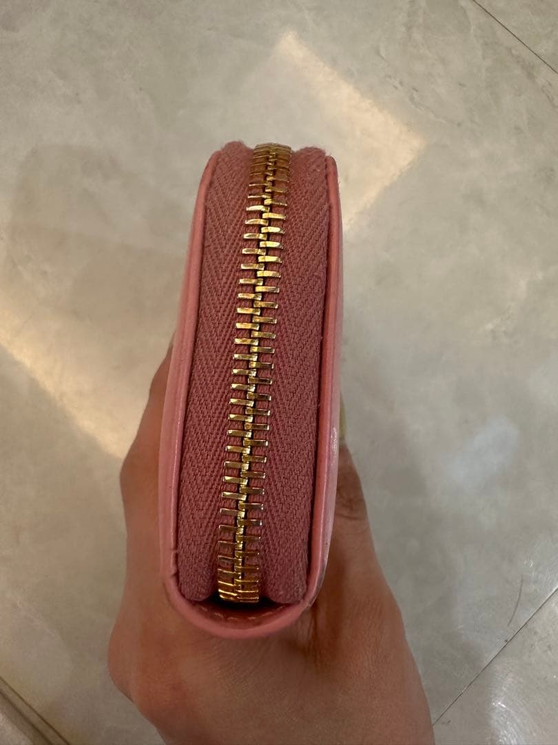 PRADA ピンク 二つ折り財布