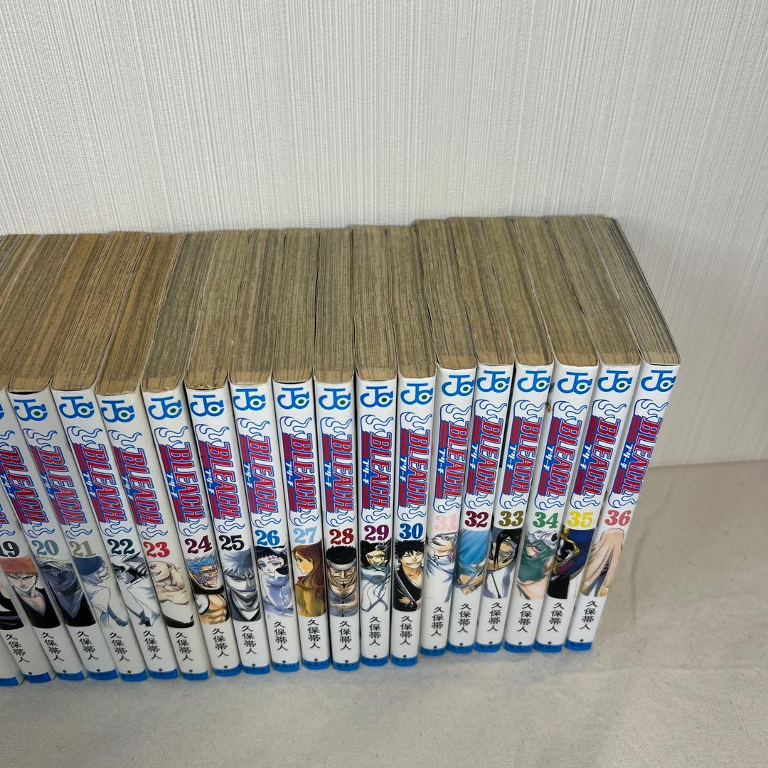 【匿名配送】　BLEACH ブリーチ 1〜74巻　全巻セット　一巻初版