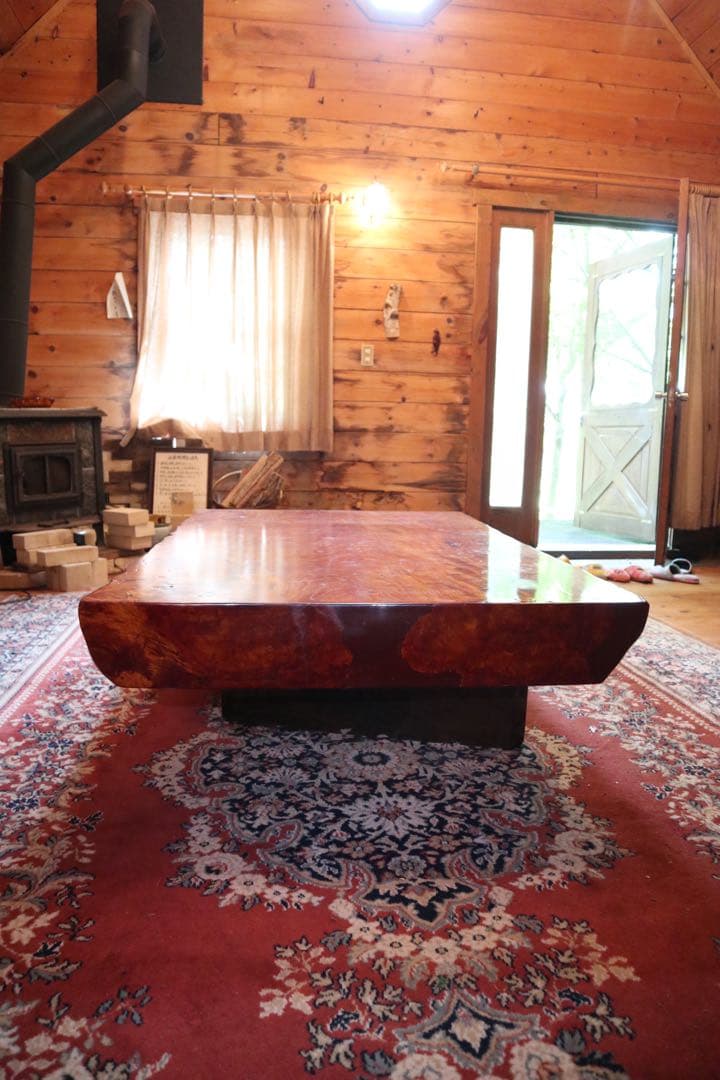 希少材質一枚板　ブラジル花梨か栃