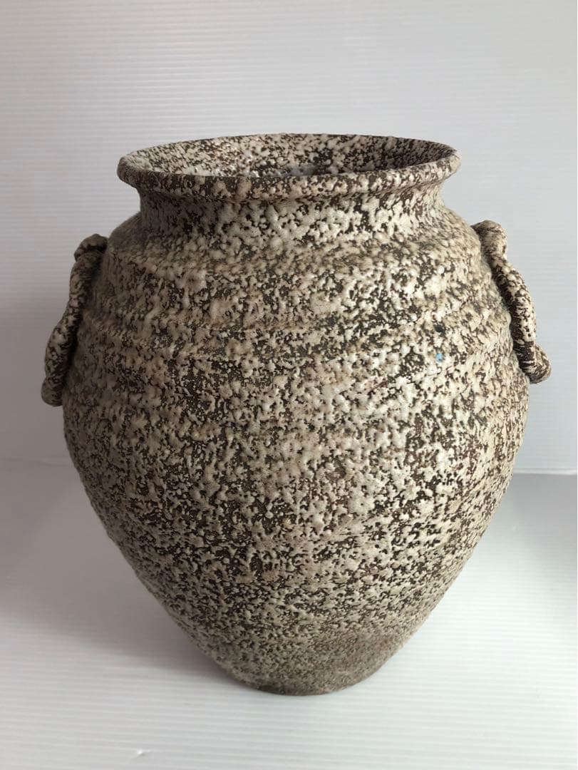 大きなつぼ　剣山　花瓶 壺 花器 花入 骨董品 骨董 茶道具 信楽焼？ 陶器壺