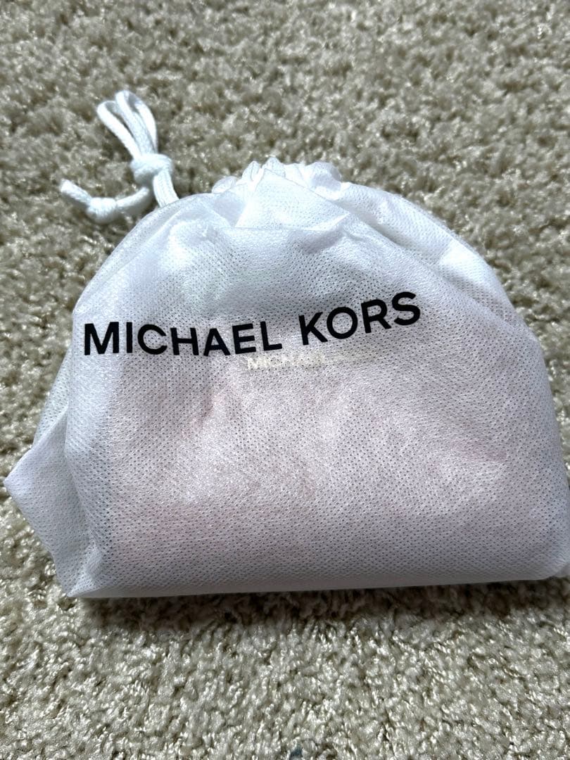 MICHAEL KORS ピンク 二つ折り財布 新品未使用