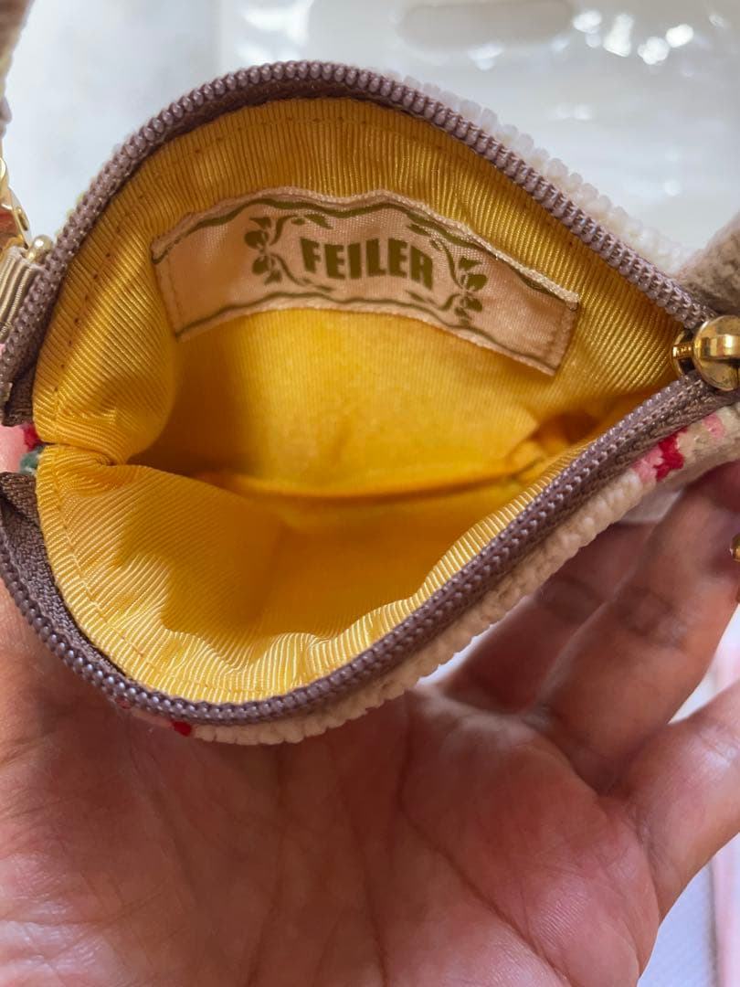 【美品、入手困難】FEILER フェイラー　ハイジチェック　サイドポーチ