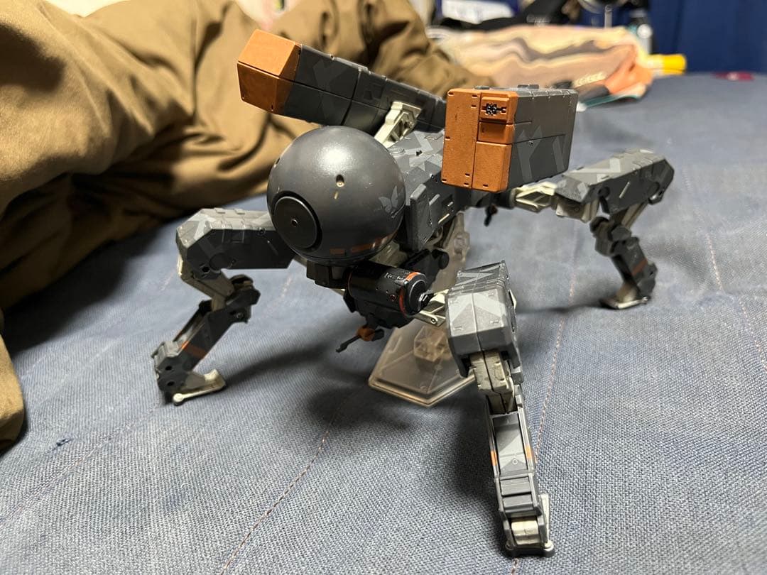 プレイアーツ改 バシリスク(ピースウォーカー) メタルギア