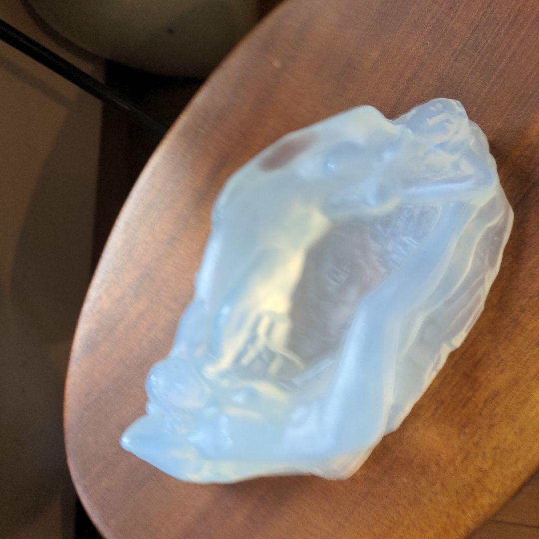 アンティーク、オパルセントガラス置物