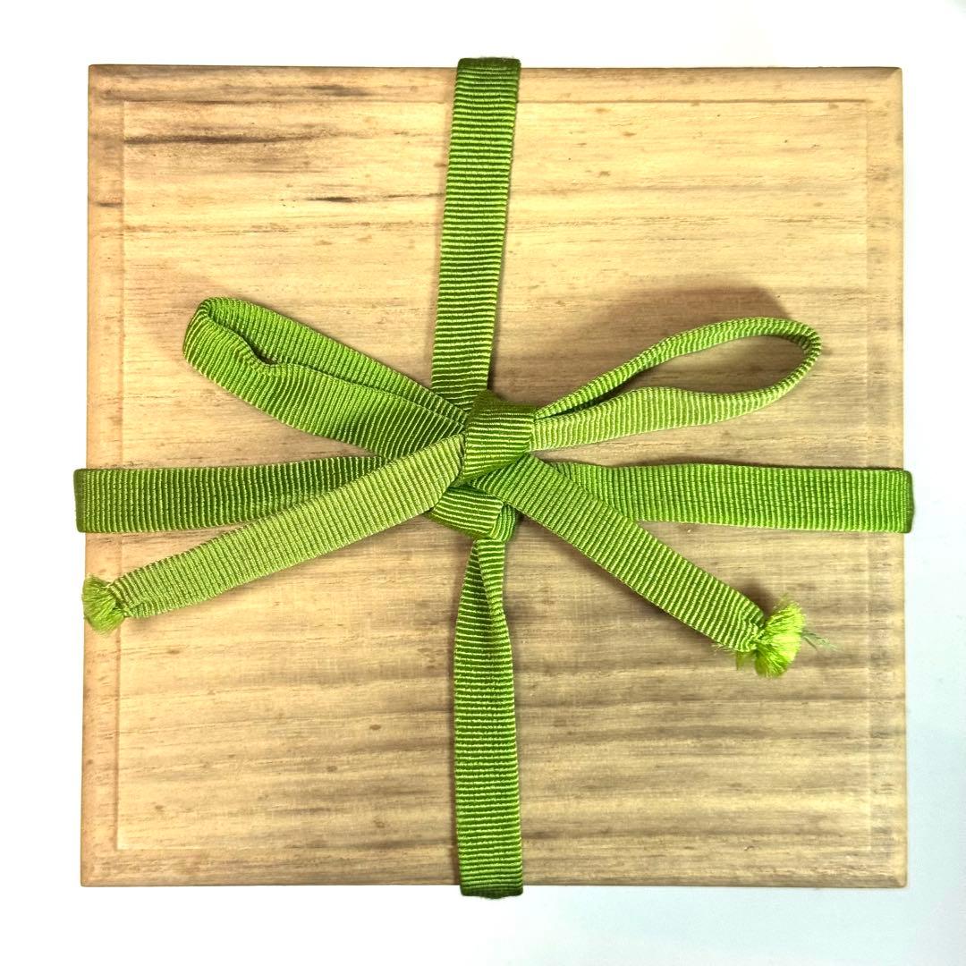 ３*マ様 銀杯 140g 桐箱付属品有り 内閣総理大臣銘 純銀製 五七の桐 紋章