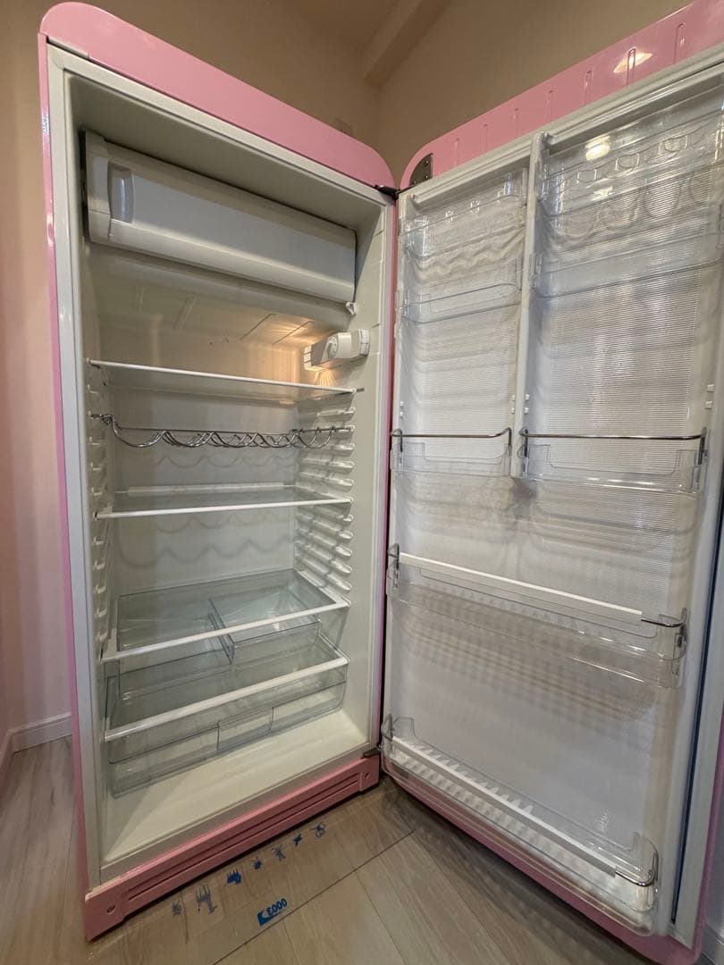 SMEG スメッグ ☆レトロ1ドア冷蔵庫 FAB28 イタリア製 ピンク☆右開き