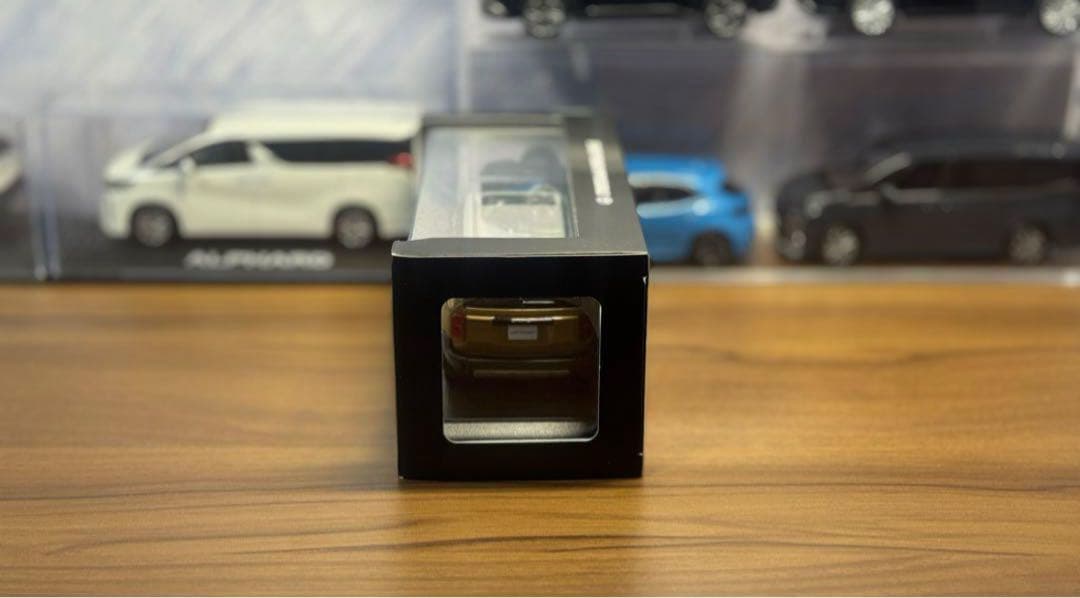 トヨタ　ランドクルーザー　250 カラーサンプル　ミニカー