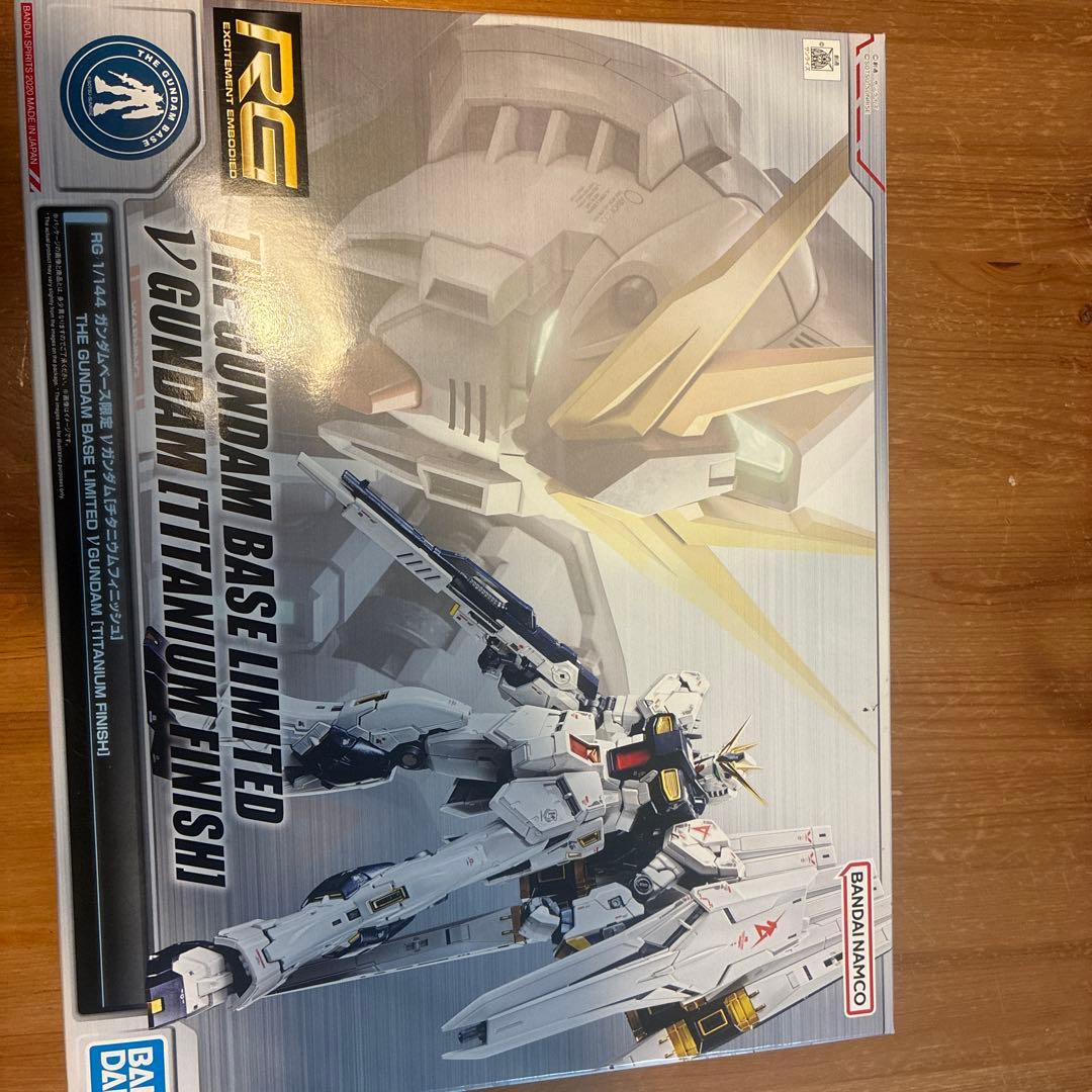 RG νガンダム チタニウムフィニッシュ
