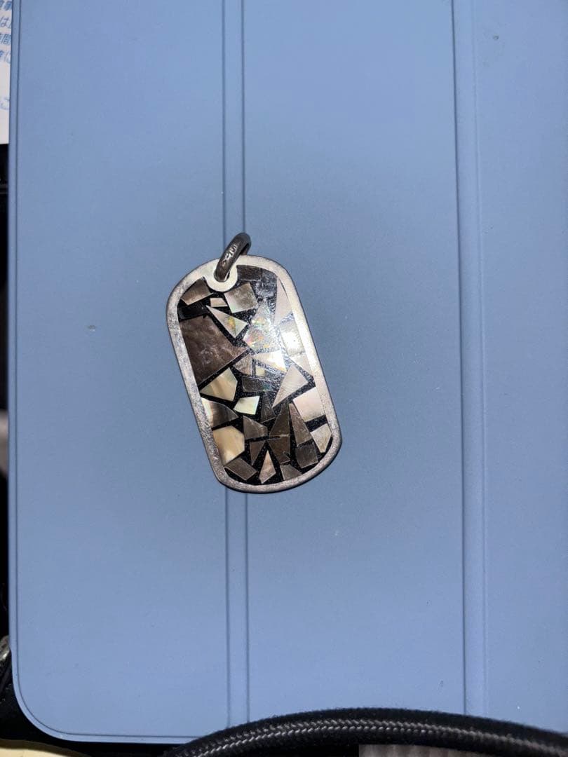 ネックレス・ペンダント Stanley Guess Dog Tag Multi Shell Large