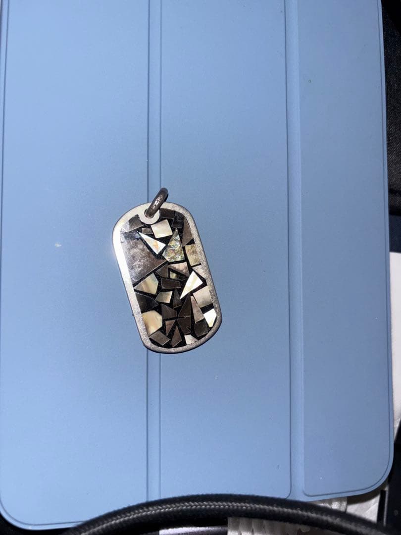 ネックレス・ペンダント Stanley Guess Dog Tag Multi Shell Large