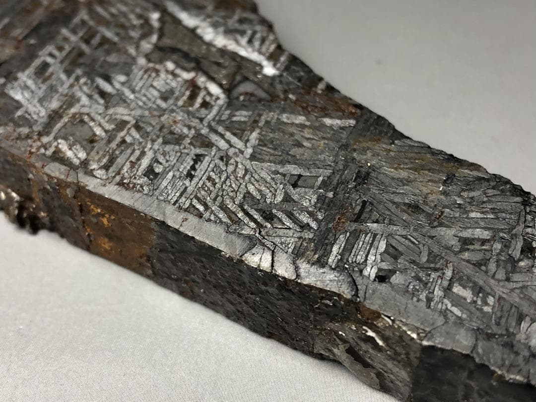 アルタイ隕石　 鉄隕石　メテオライト鉄隕石　原石 　重さ約286ｇ