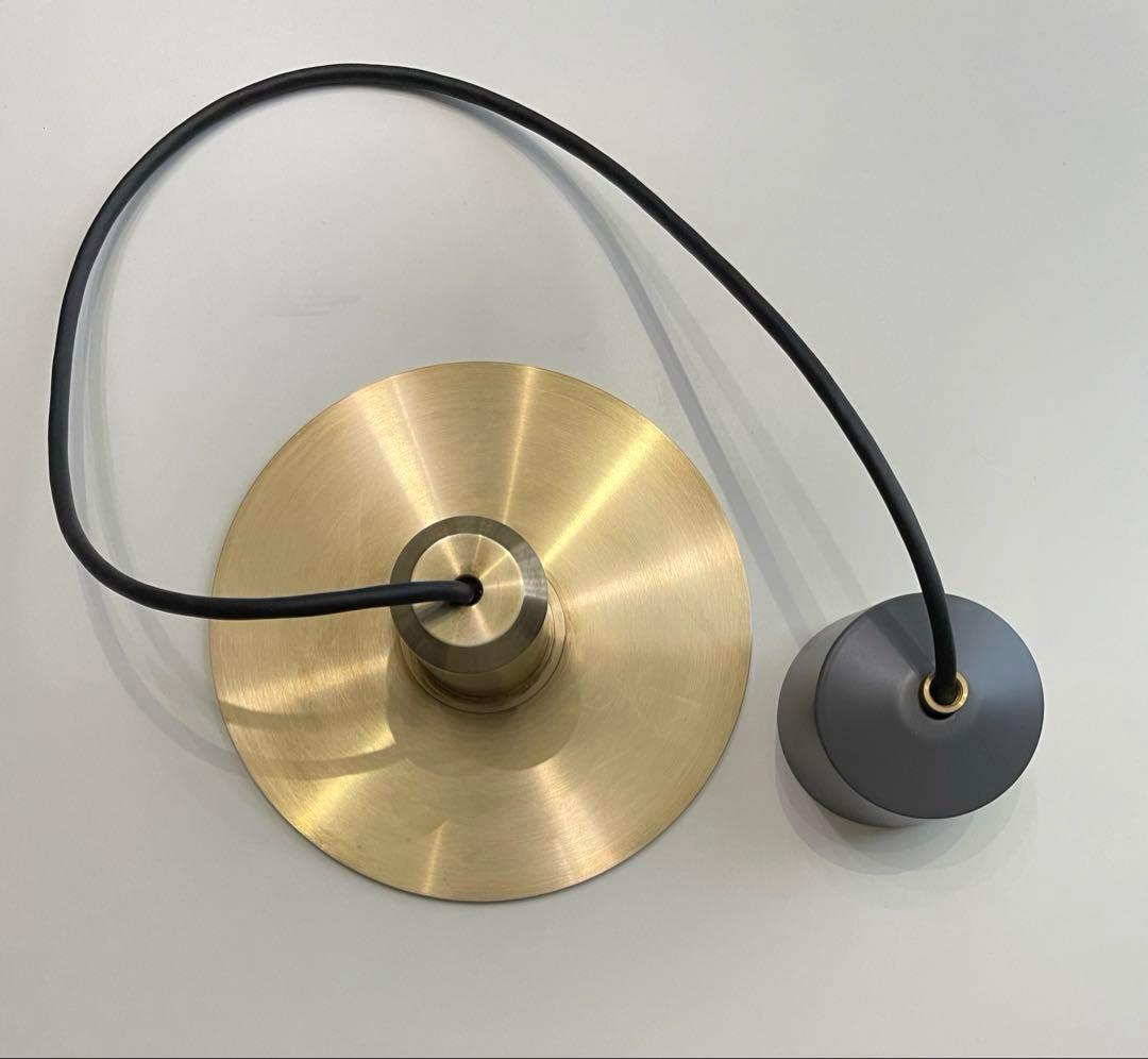 【ニューライトポタリー】bullet flat shade/190/brass