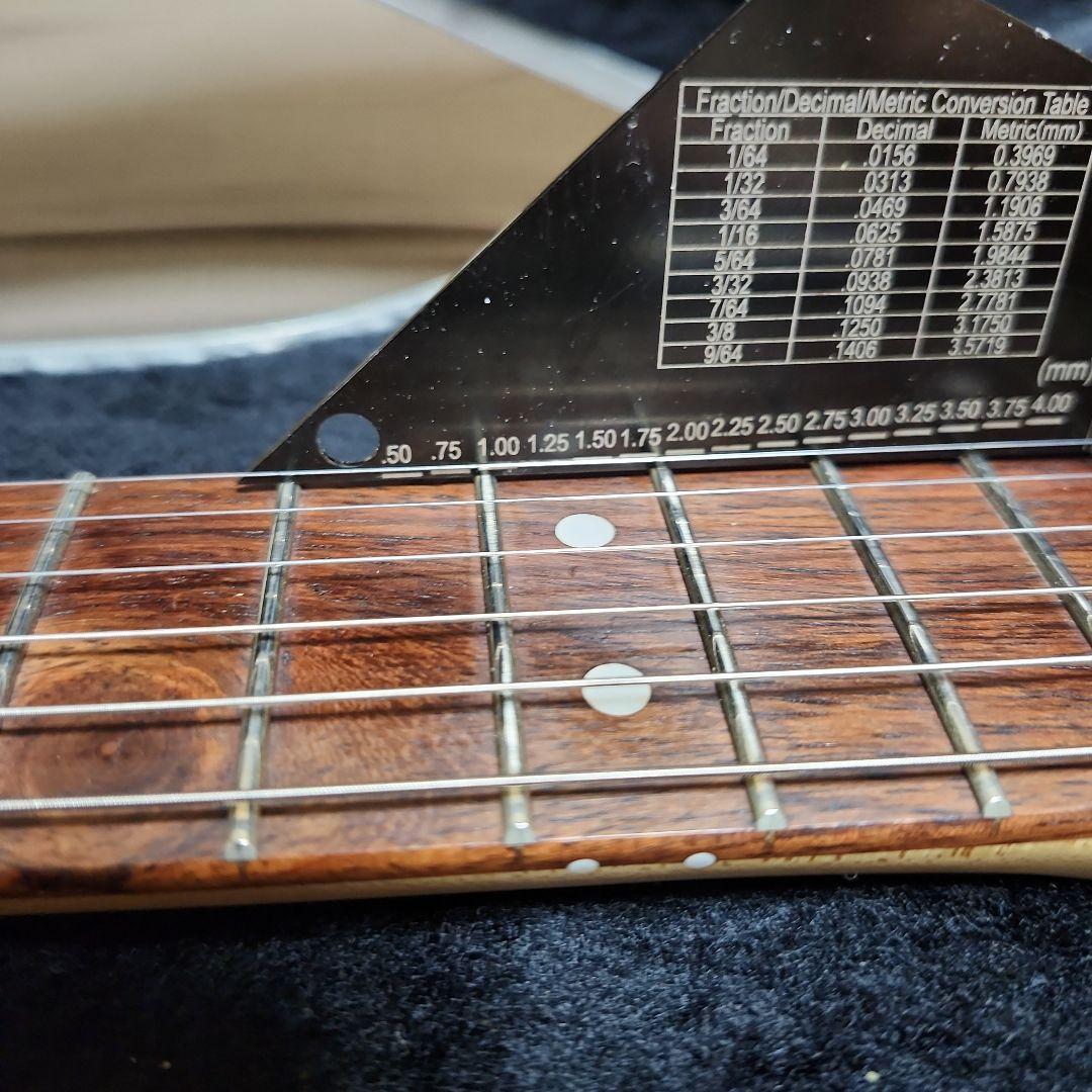 Squier by Fender ストラトキャスタータバコサンバースト