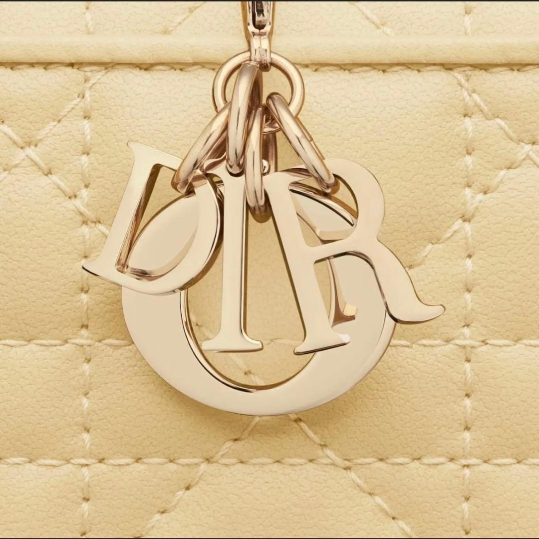 新品未使用 美品 Dior レディディオール　ロータスウォレット現行品　財布