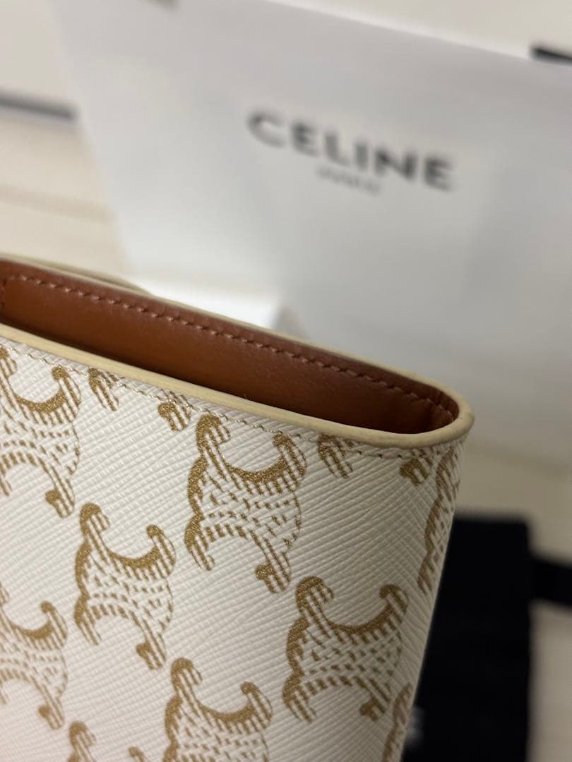 た*ぽ様 CELINE 三つ折り財布 ホワイト・ゴールド
