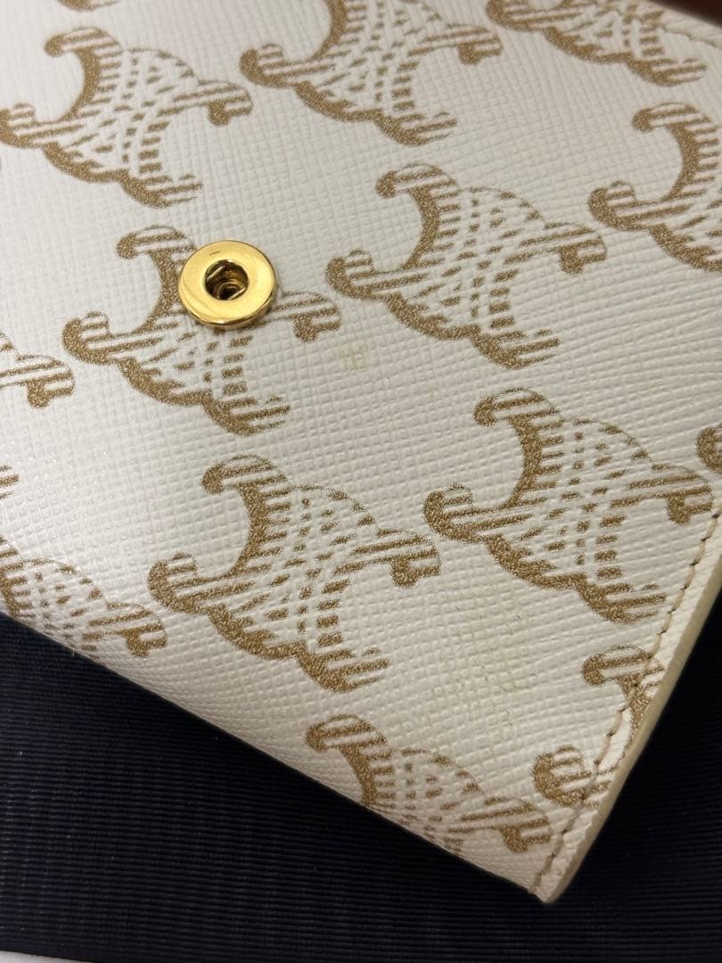 た*ぽ様 CELINE 三つ折り財布 ホワイト・ゴールド