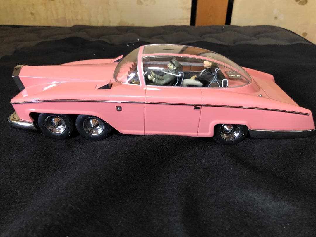 【ジャンク】AMIE 1/18 Lady Penelope's FAB1