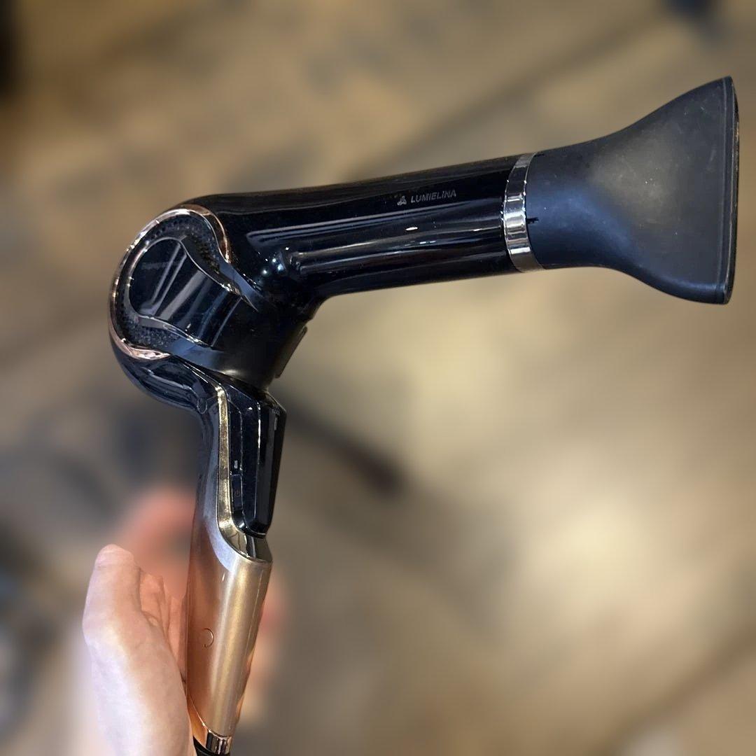 ヘアビューロン4Dヘアドライヤー ブラック/ゴールド