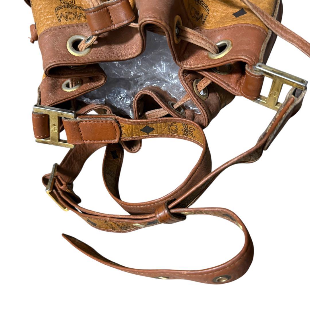 エム・シー・エム　MCM ショルダーバッグ　ヴィセトス柄　巾着　レザー　ブラウン