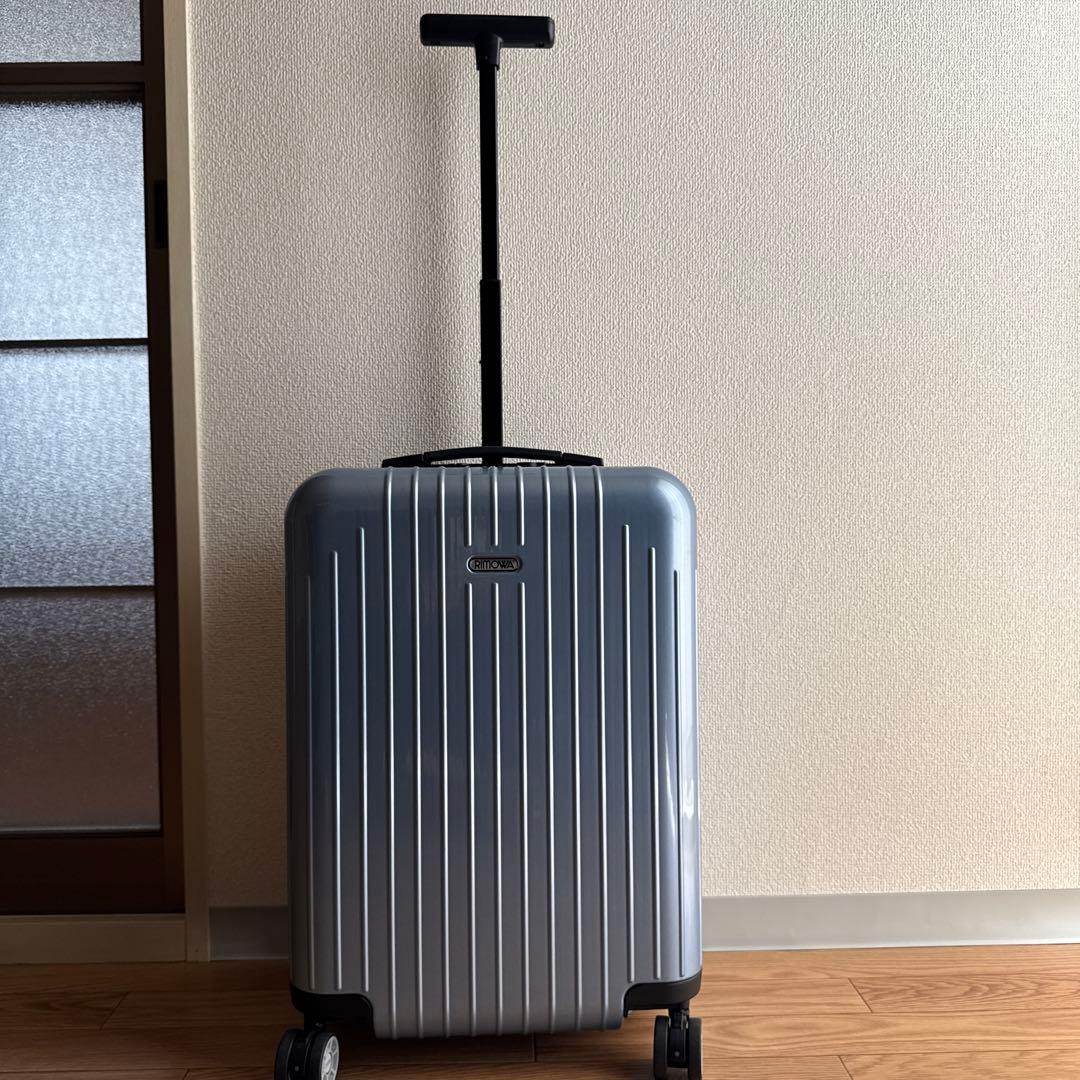 リモワサルサエアーキャリーケース