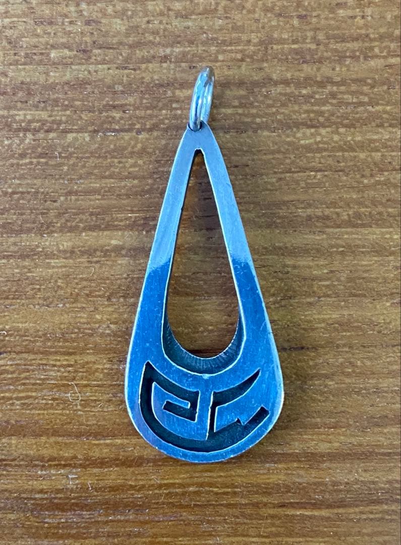 ホピ族　シルバーペンダントトップ　インディアンジュエリー　中古品