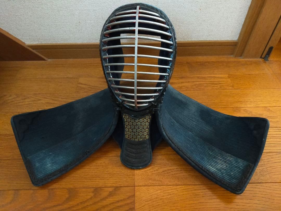 剣道防具（面、垂れ、胴)