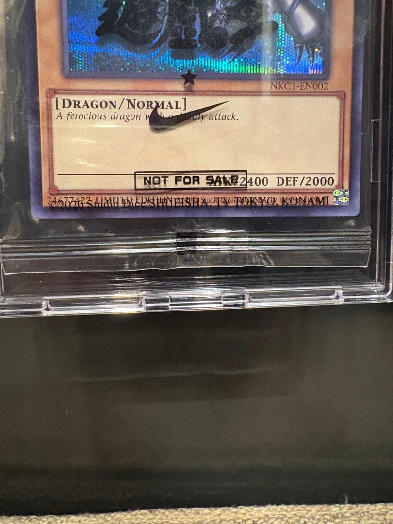 遊戯王未開封　非売品Nikeコラボ　レッドアイズ・ブラックドラゴン