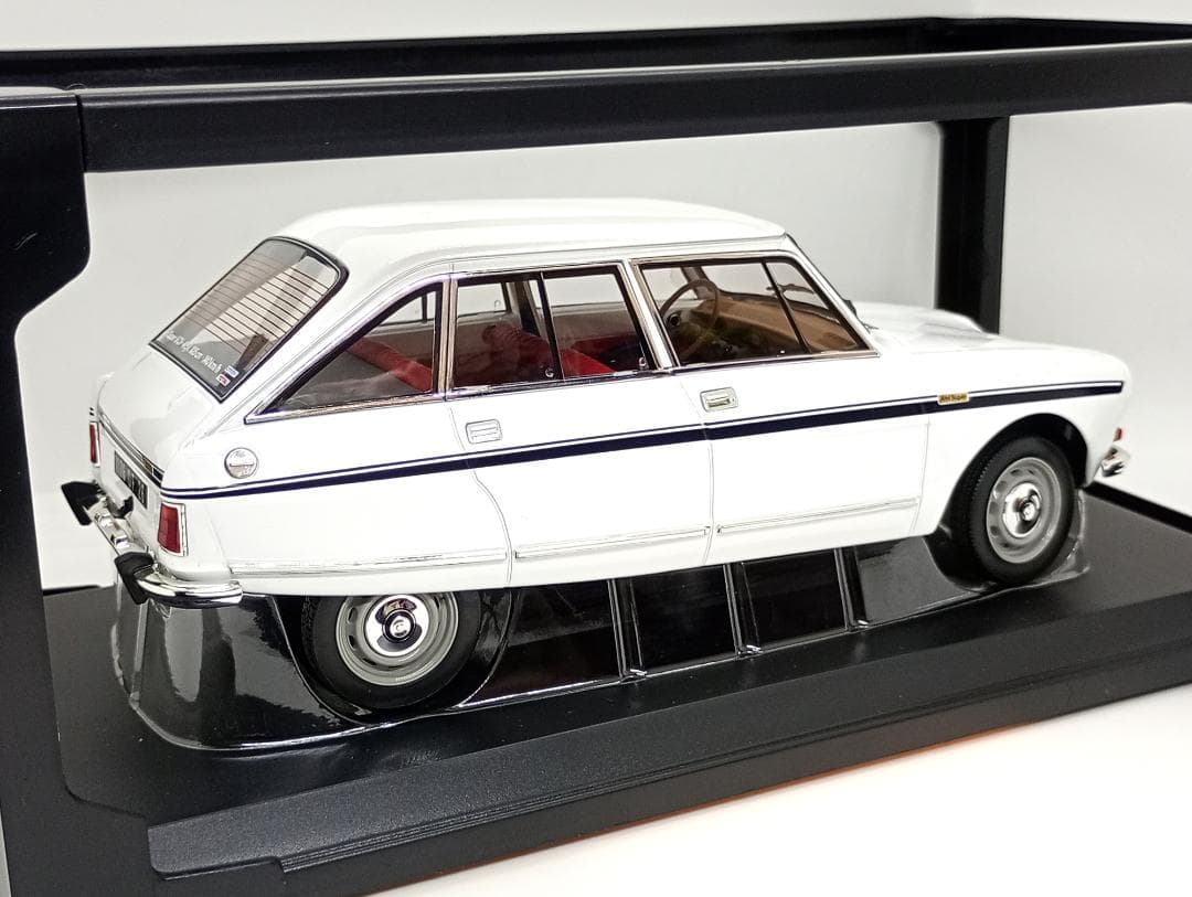 ノレブ 1/18 シトロエン アミ スーパー 1974 (ホワイト)