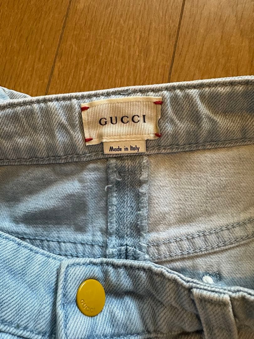GUCCI 刺繍デニムスカート ライトブルー