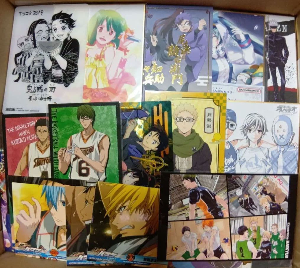 紙雑貨 2000枚以上　アニメグッズ　ノンジャンル　まとめ売り　コースター　色紙