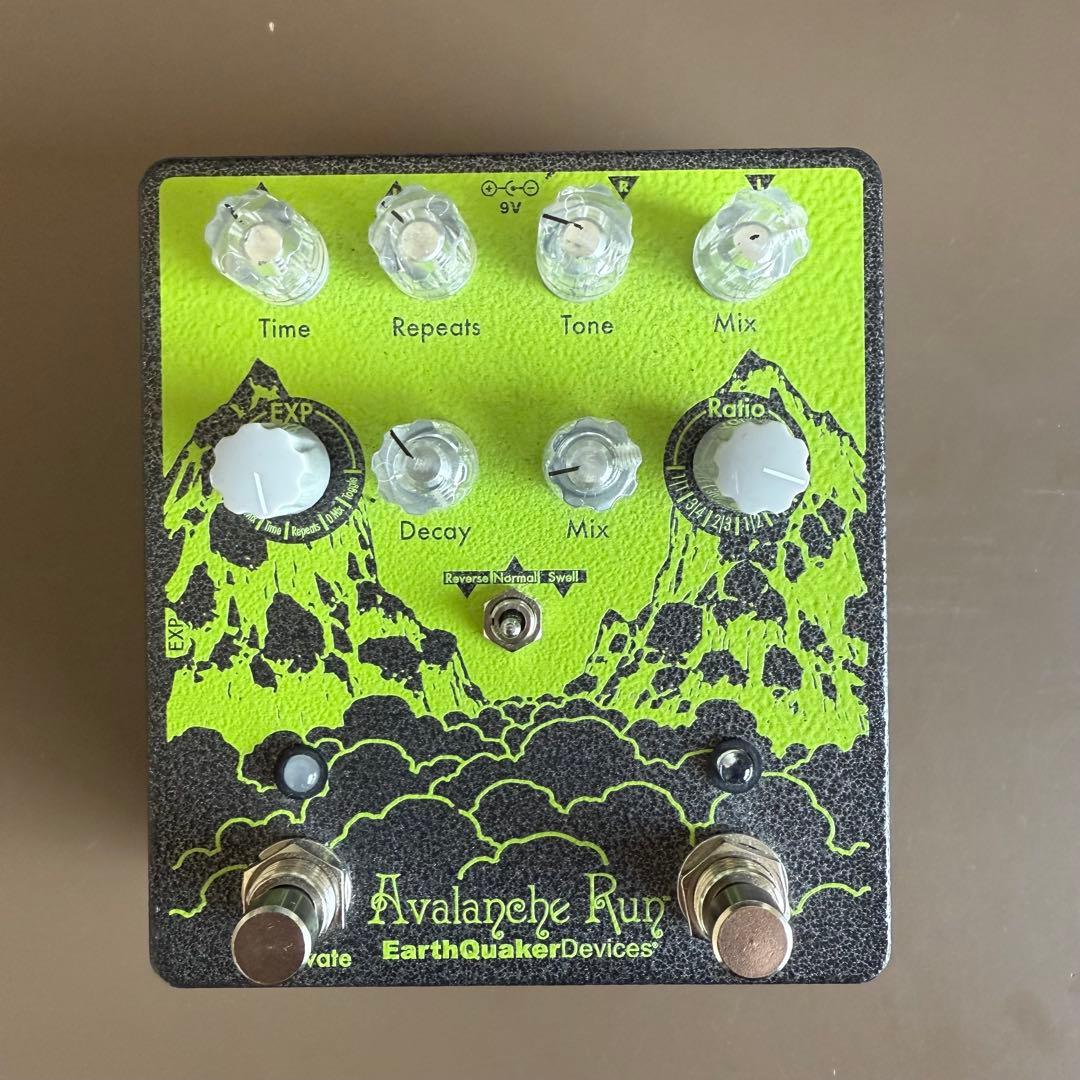 ギター EarthQuaker Devices Avalanche Run