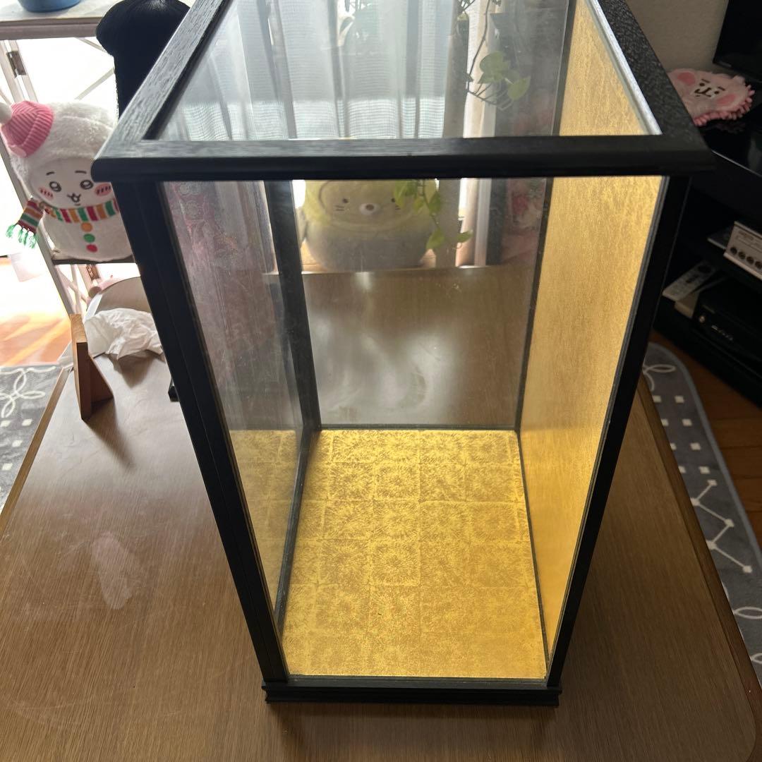 市松人形 赤い和服 伝統工芸品　ガラスケース付き 春峰作