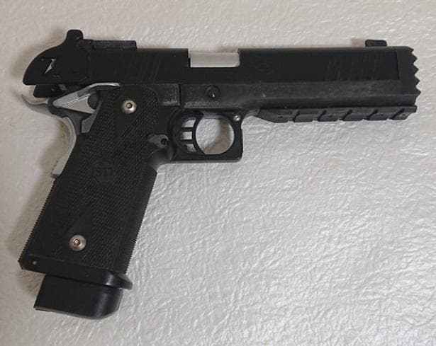 KSC STI ストライクガン ガスブローバック