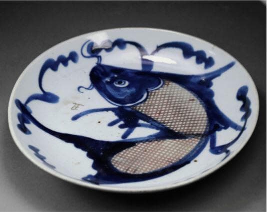【海】18～19世紀中国清代中～後期 青花釉裏紅「登竜門」図皿 染付辰砂魚鯉図
