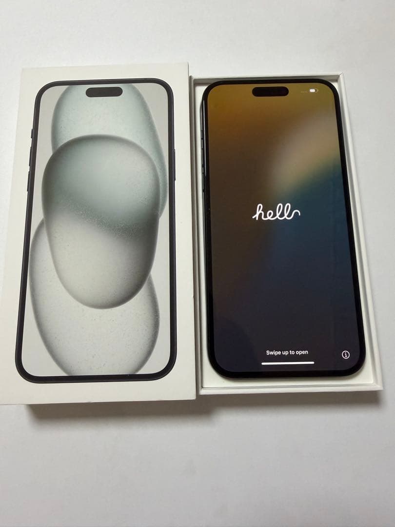 【傷無し】Apple iPhone 15Plus 128GB ブラック　本体